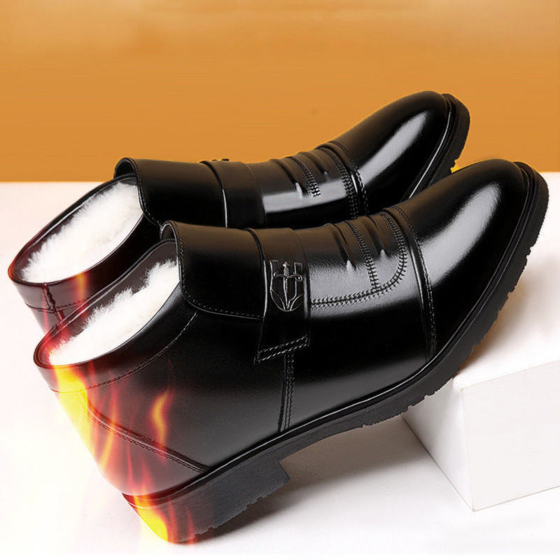 【38-44】 2025-ös őszi-téli férfi divatos pamut bársony cipő