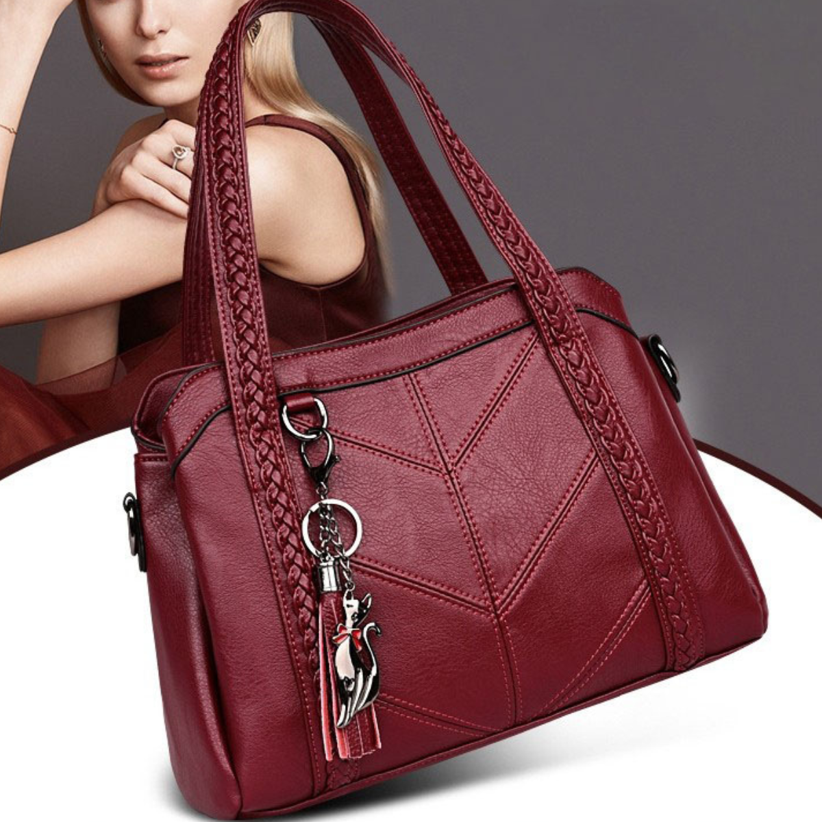 【🔥Hot Selling🔥】Minőségi marhabőr bőrtáska, három réteg nagy kapacitású, puha és kényelmes bőr, bárhová és bármikor elvihető!