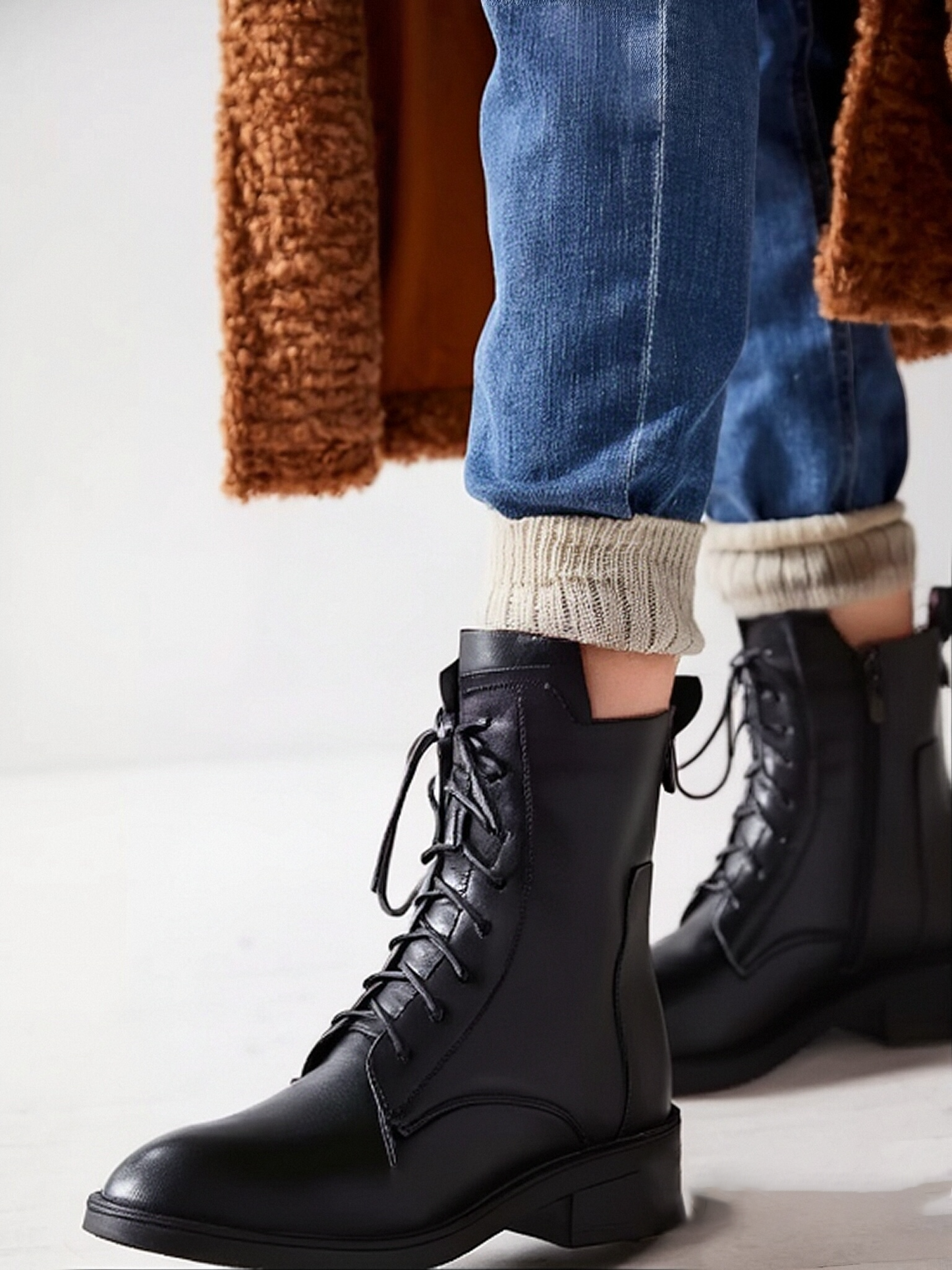 【35-41】2025 Őszi és téli új, kézzel készített valódi bőr női Martin csizma