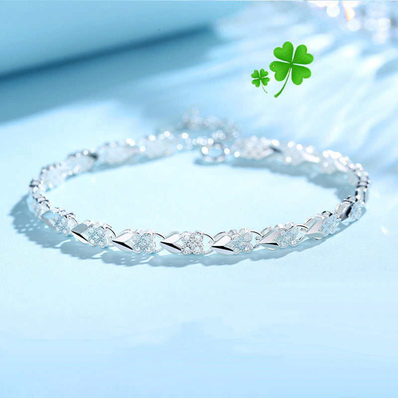 😀👉【Kup 1, otrzymaj 1 za darmo】💖🍀Nowy modny srebny ozdoba 925 (z czterolistnym) dla kobiet-4176106