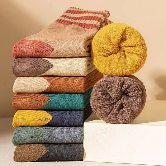 【🔥10 pár】🎁Meleg és szigetelő vastag téli pamut zokni